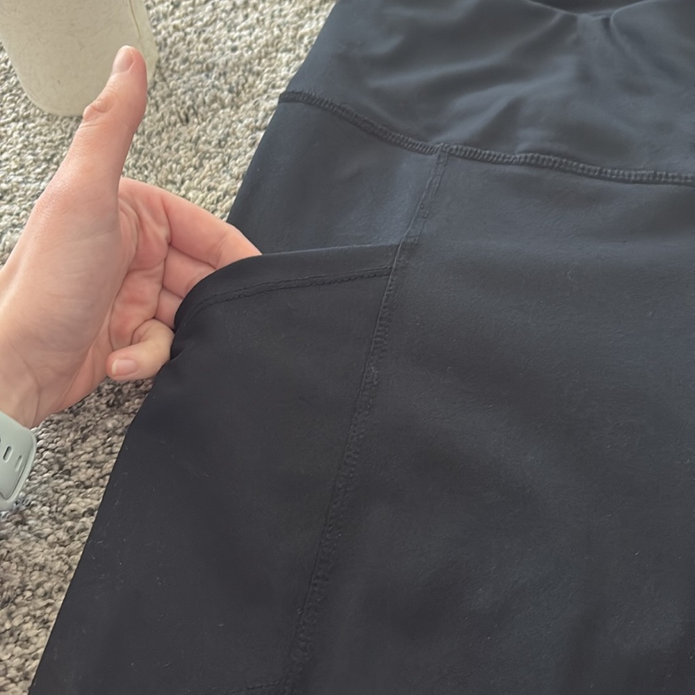 Eddie Bauer Leggings with Pockets - Picture 2 of 4